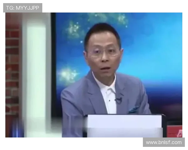 世俱杯小球迷神模仿詹俊解说 本尊点赞:年轻有为未来可期(2)